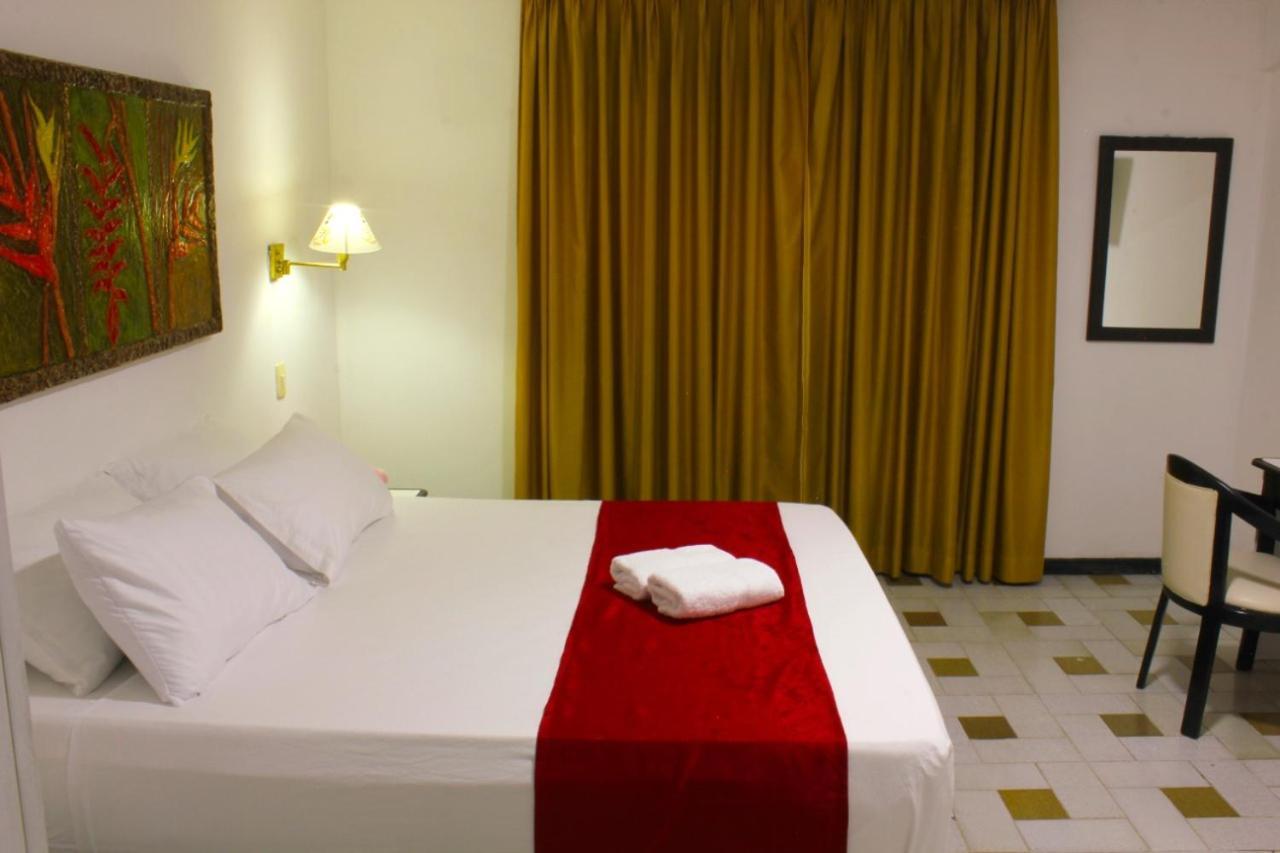 Hotel Mariscal Robledo كارتاغو المظهر الخارجي الصورة