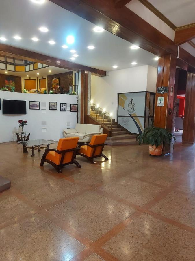 Hotel Mariscal Robledo كارتاغو المظهر الخارجي الصورة